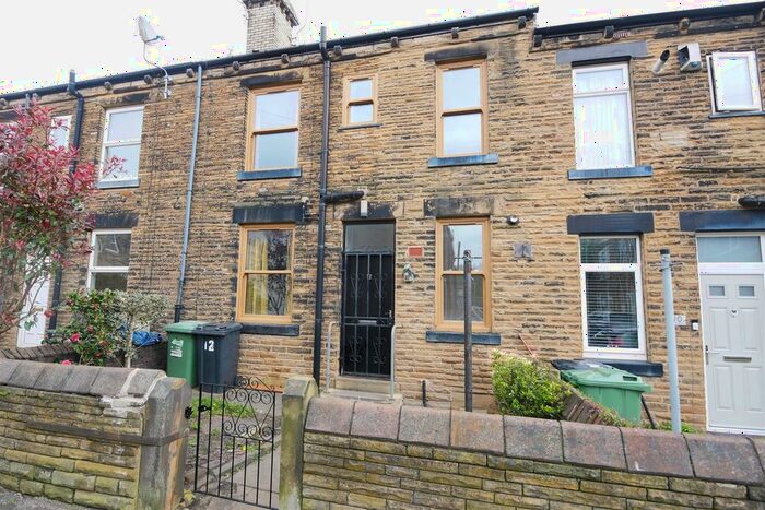 2 Bedroom Property To Rent In South Street, Morley, Leeds, LS27