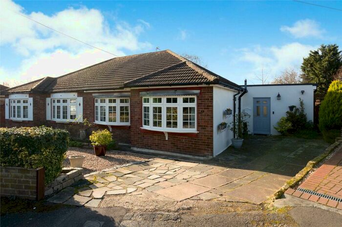 2 Bedroom Bungalow For Sale In Bransell Close, Crockenhill, Swanley, Kent, BR8