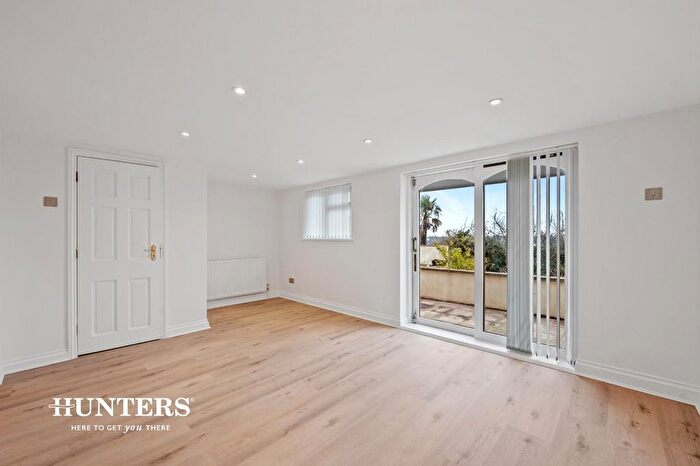 1 Bedroom Flat To Rent In Dollis Hill Lane, Dollis Hill, NW2