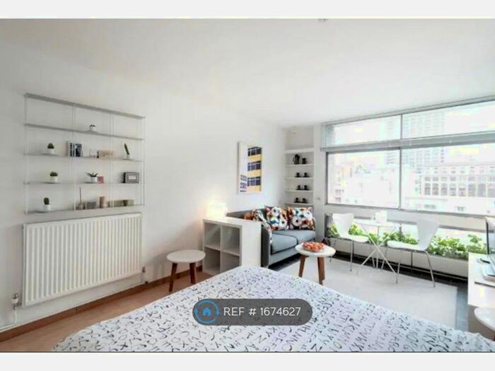 Studio To Rent In Cullum Welch House, London, EC1Y
