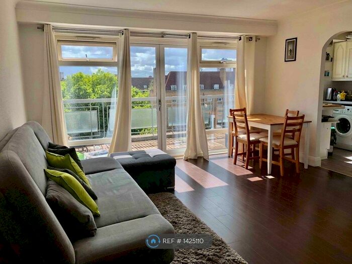 1 Bedroom Flat To Rent In Phoenix Court, London, NW1