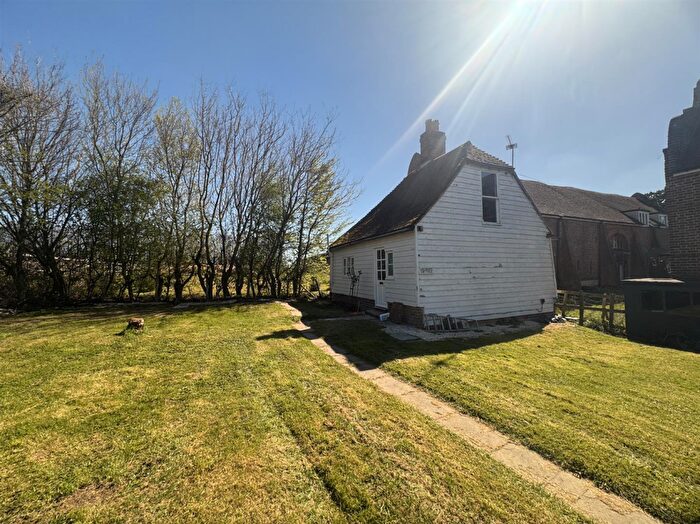 1 Bedroom Cottage To Rent In Church Road, Chart Sutton, Maidstone, ME17