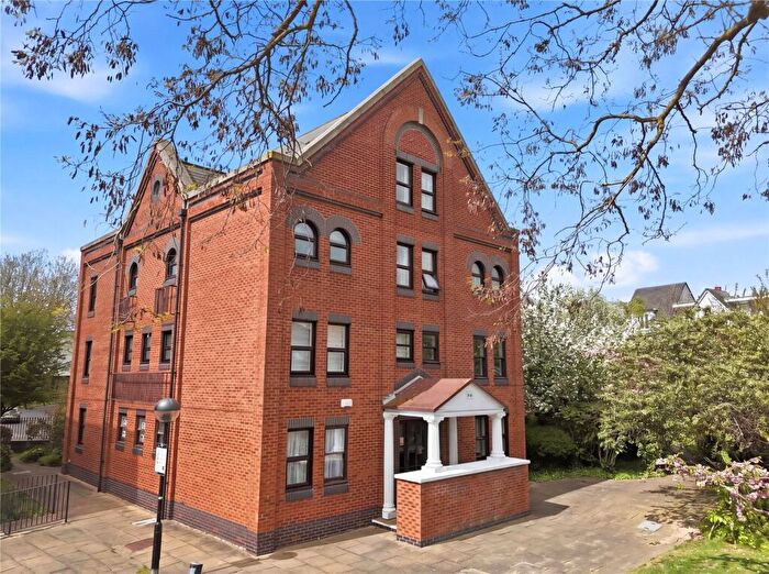 3 Bedroom Apartment For Sale In Marks Court, Southchurch Avenue, Southend-on-Sea, Essex, SS1