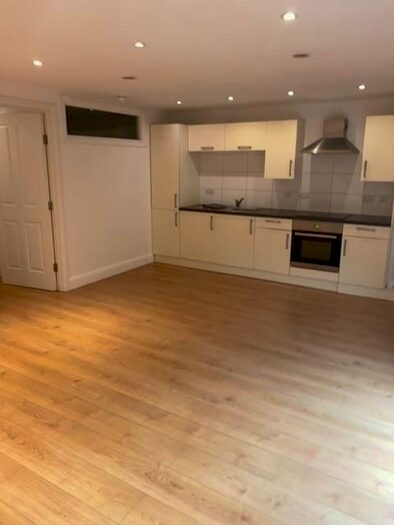 2 Bedroom Flat To Rent In Grange Road, Middlesbrough, TS1