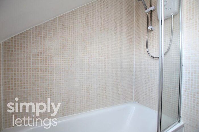 1 Bedroom Flat To Rent In Modena Road, Hove, BN3