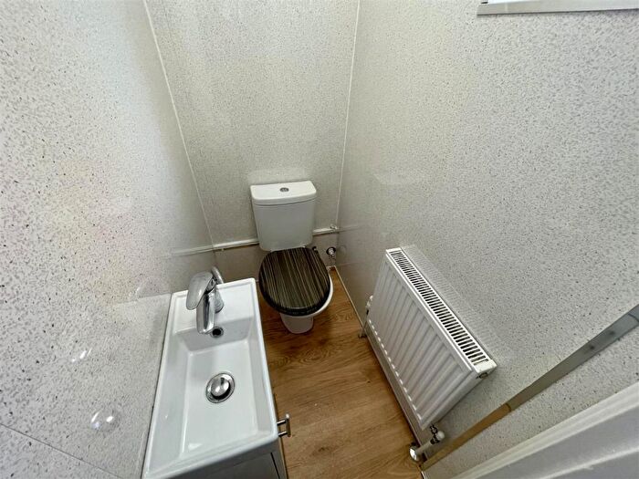 2 Bedroom Semi-Detached House For Sale In The Causeway, Darlington, DL1