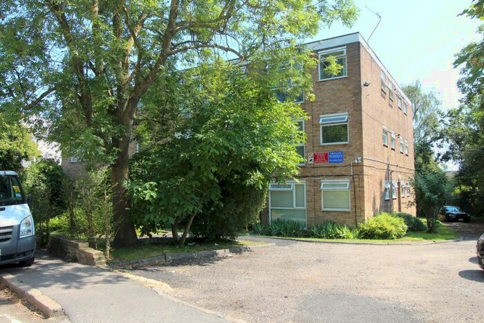 1 Bedroom Flat To Rent In The Berkeleys, Sunnybank, South Norwood, SE25