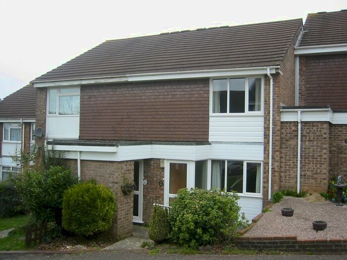 1 Bedroom Flat To Rent In Gate Tree Close, Newton Abbot, TQ12