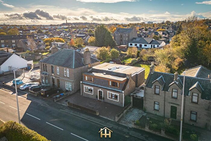 5 Bedroom Detached House For Sale In Strathmartine Road, Dundee, DD3