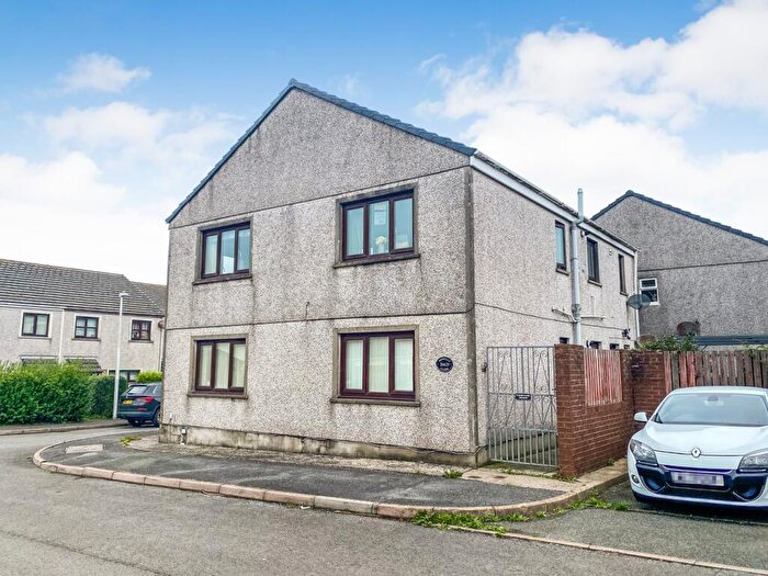 2 Bedroom Flat For Sale In Howells Close, Monkton, Pembroke, SA71