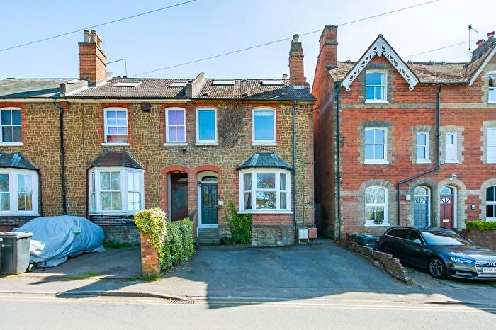 2 Bedroom Apartment To Rent In Nightingale Road, Guildford, GU1