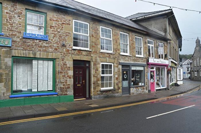 1 Bedroom Terraced House For Sale In A Sycamore Street, Newcastle Emlyn, SA38