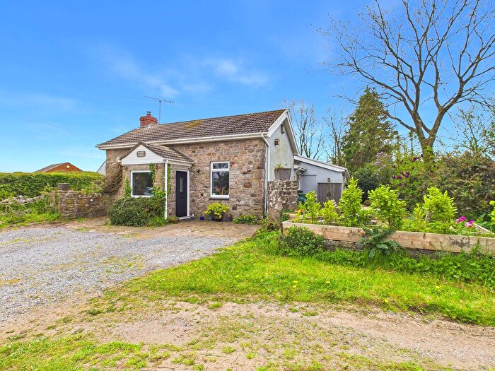 4 Bedroom Detached Bungalow For Sale In Freshwater East Road, Lamphey, SA71