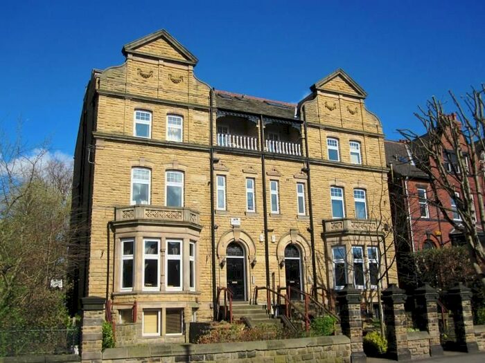 2 Bedroom Flat To Rent In Cardigan Road, Headingley, Leeds, LS6