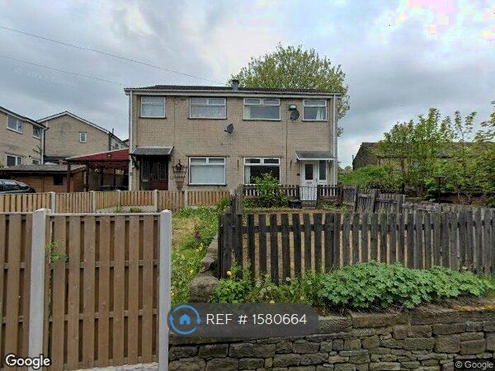 3 Bedroom Semi-Detached House To Rent In Towngate, Thurlstone, Sheffield, S36