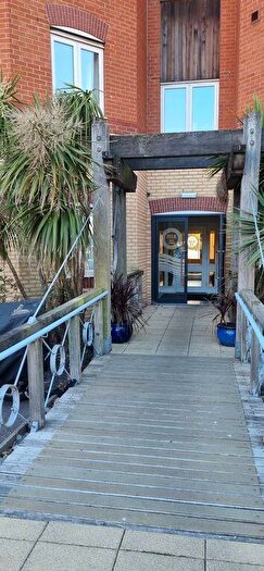 2 Bedroom Flat To Rent In Quebec Quay, Liverpool, L3