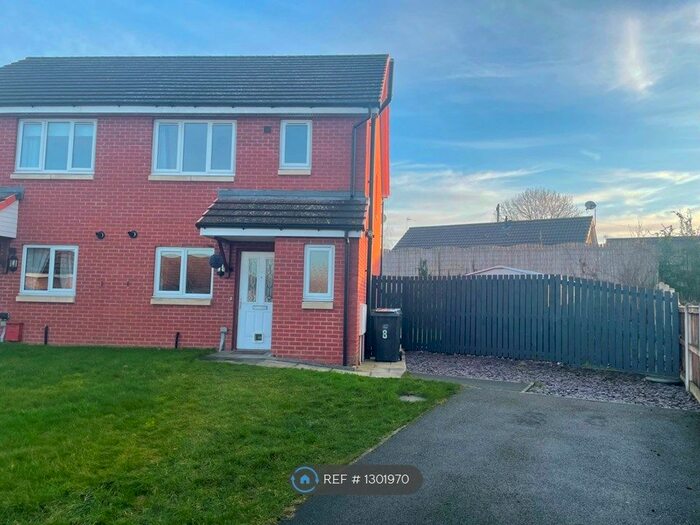 3 Bedroom Semi-Detached House To Rent In Eilbeck Close, Carlisle CA2