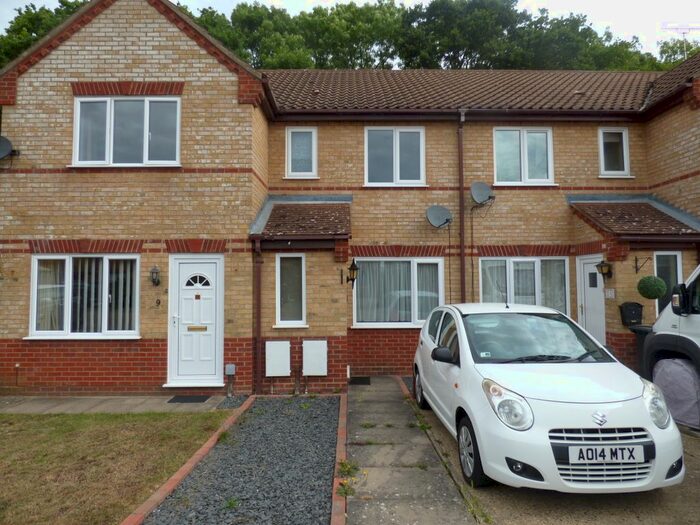 2 Bedroom Terraced House To Rent In Holly Close, Worlingham, Beccles, NR34