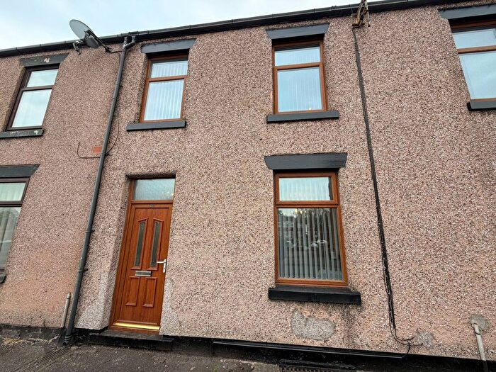 4 Bedroom Terraced House To Rent In Chapel Green Road, Hindley, Wigan, Greater Manchester, WN2