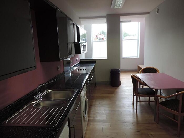 3 Bedroom House To Rent In Pink Suite, Lustrous House, Gillingham, ME7