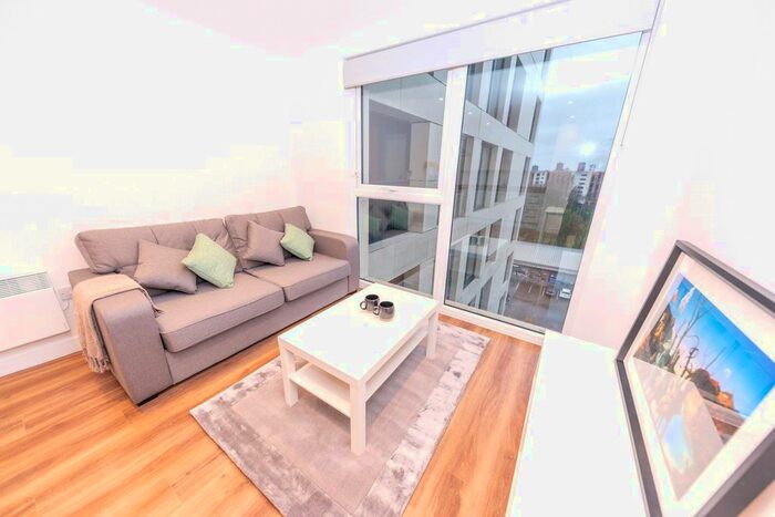 1 Bedroom Flat To Rent In The Gateway, Trafford Road, Salford, M5