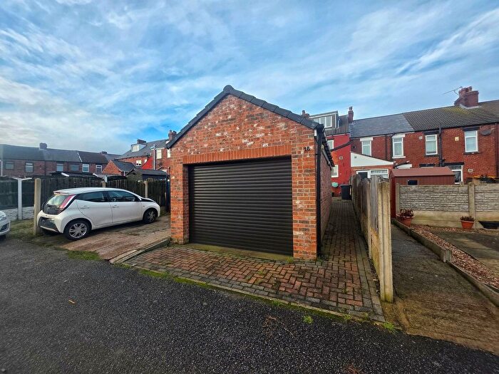 3 Bedroom Terraced House For Sale In West Avenue, Royston, Barnsley, S71