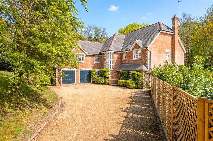 6 Bedroom Detached House For Sale In Bournewood Park, Bourne Grove, Lower Bourne, Farnham, GU10