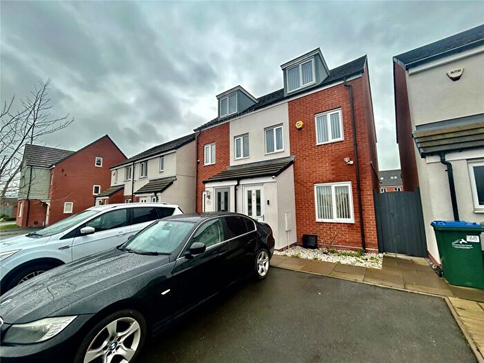 3 Bedroom Semi-Detached House For Sale In James Fullarton Way, Coventry, West Midlands, CV6