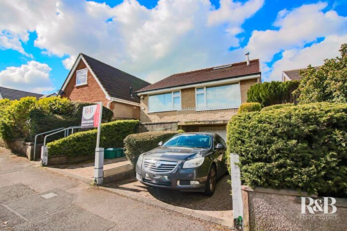 2 Bedroom Detached Bungalow For Sale In Hexham Road, Morecambe, LA4