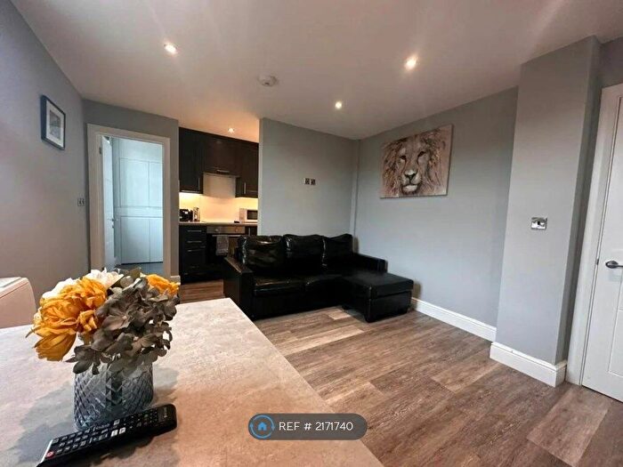 1 Bedroom Flat To Rent In Windsor Court, Brighton, BN1