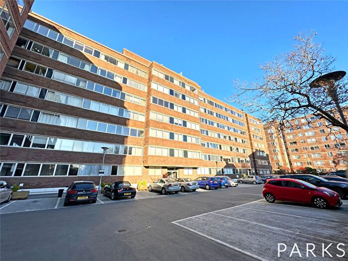 2 Bedroom Flat To Rent In Ashdown, Eaton Road, Hove, East Sussex, BN3