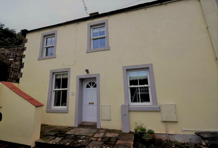 2 Bedroom End Of Terrace House To Rent In Bank Court, Main Street, Brampton, CA8