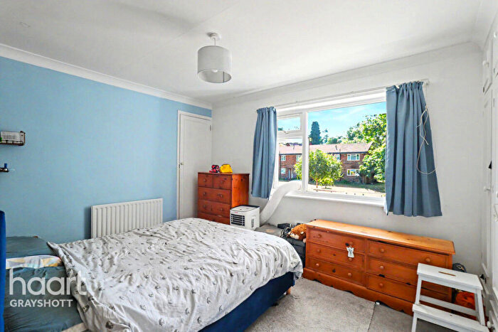2 Bedroom Maisonette For Sale In Beacon Hill Court, Hindhead, GU26