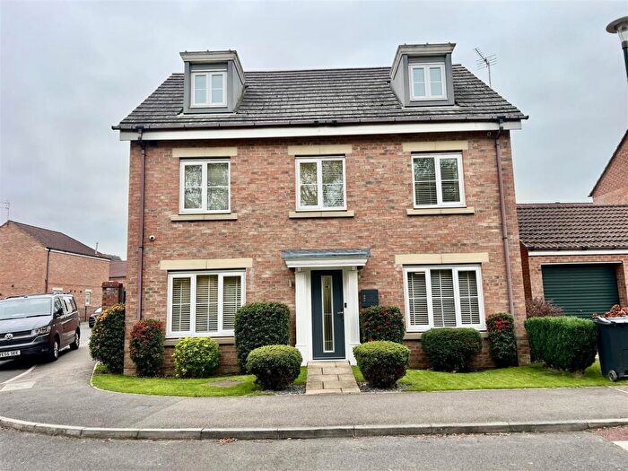 5 Bedroom Detached House For Sale In Comets Garth, Darlington, DL2