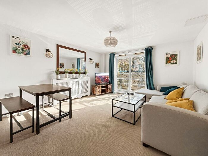 2 Bedroom Flat For Sale In Coombe Road, Pelham Court Coombe Road, BN2