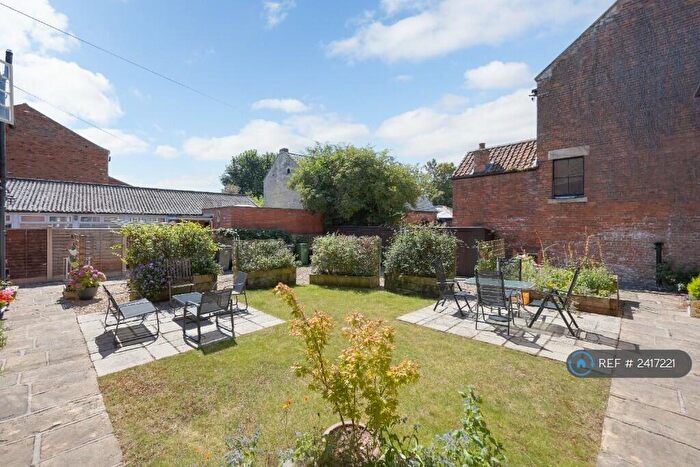 1 Bedroom Terraced House To Rent In Roundstone Street, Trowbridge, BA14