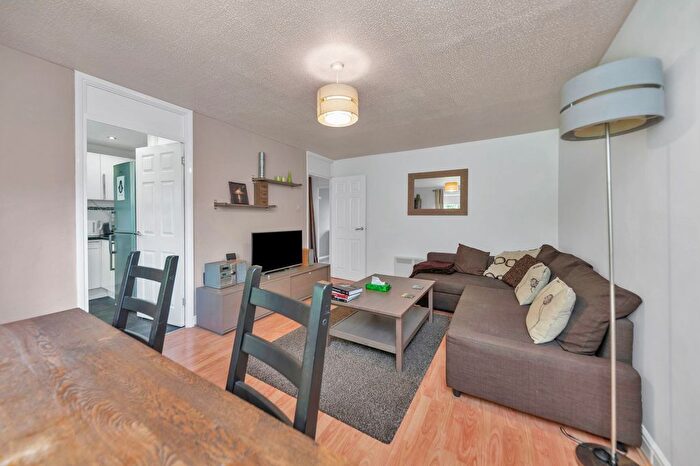 2 Bedroom Flat For Sale In Swift Close, Royston, SG8
