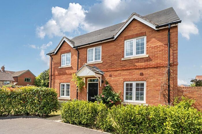 3 Bedroom Semi-Detached House For Sale In Benson, South Oxfordshire, OX10