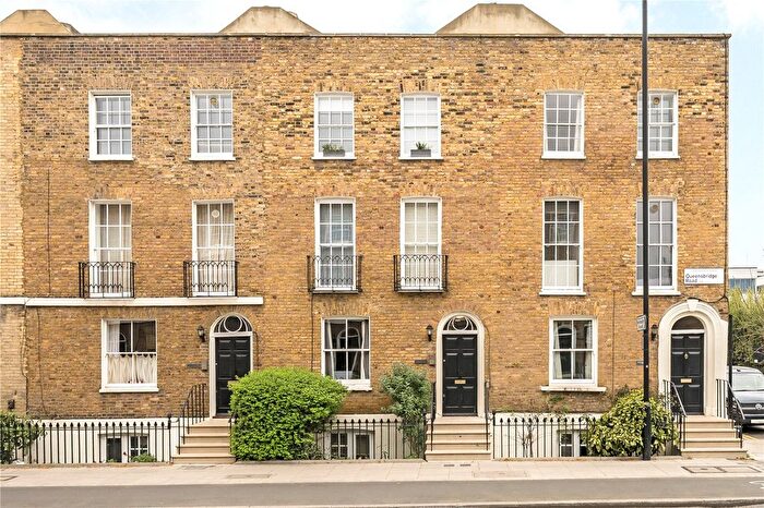 2 Bedroom Flat For Sale In Queensbridge Road, London, E2