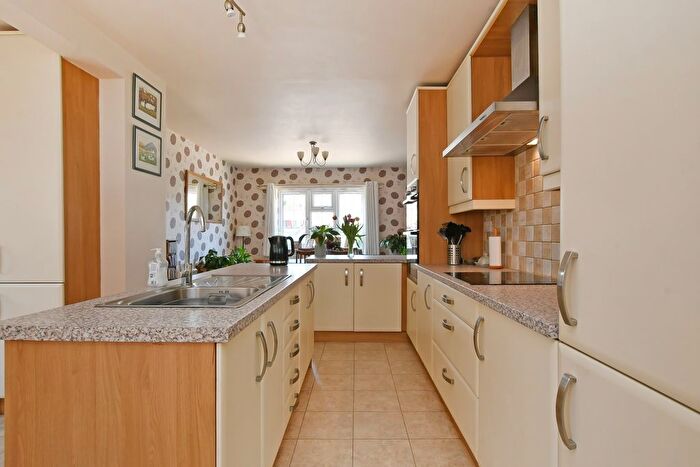 5 Bedroom Detached House For Sale In Pembroke Road, Dronfield, Derbyshire, S18