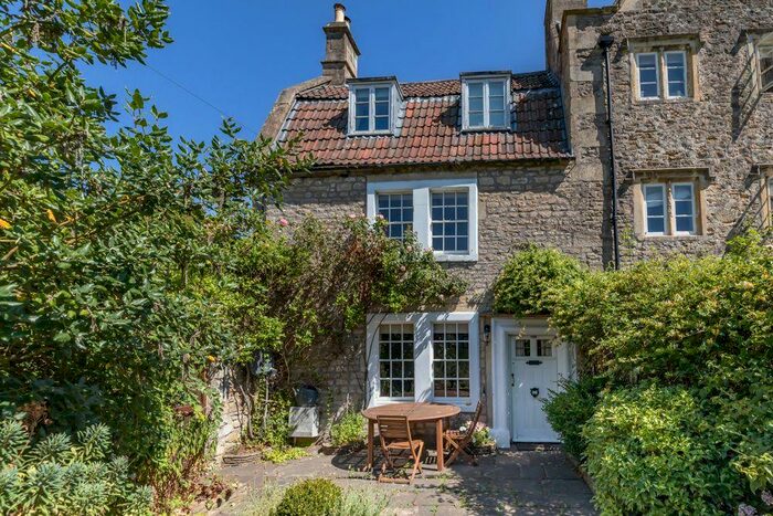 3 Bedroom Cottage To Rent In North End, Bath, BA1