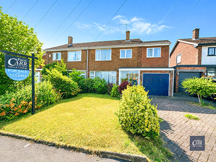 4 Bedroom Semi-Detached House For Sale In Cedar Drive, Streetly, Sutton Coldfield, B74