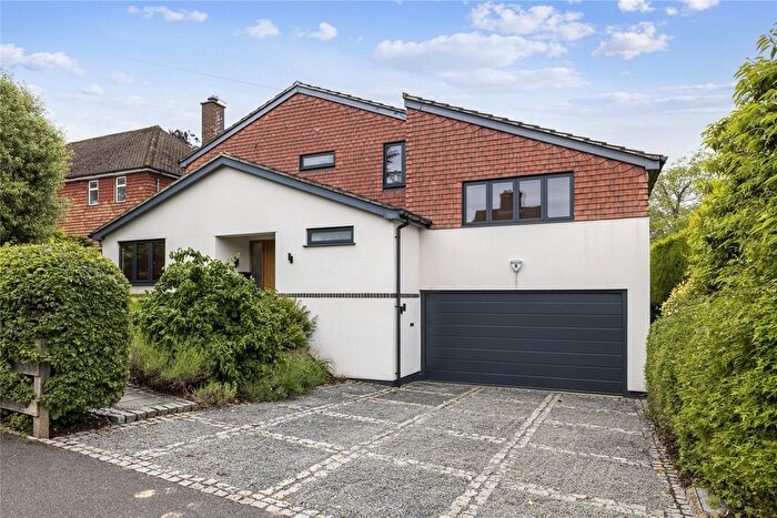 4 Bedroom Detached House For Sale In Guildford, Surrey, GU1