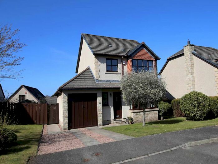 3 Bedroom Detached House To Rent In Glasclune Way, Broughty Ferry, Dundee, DD5