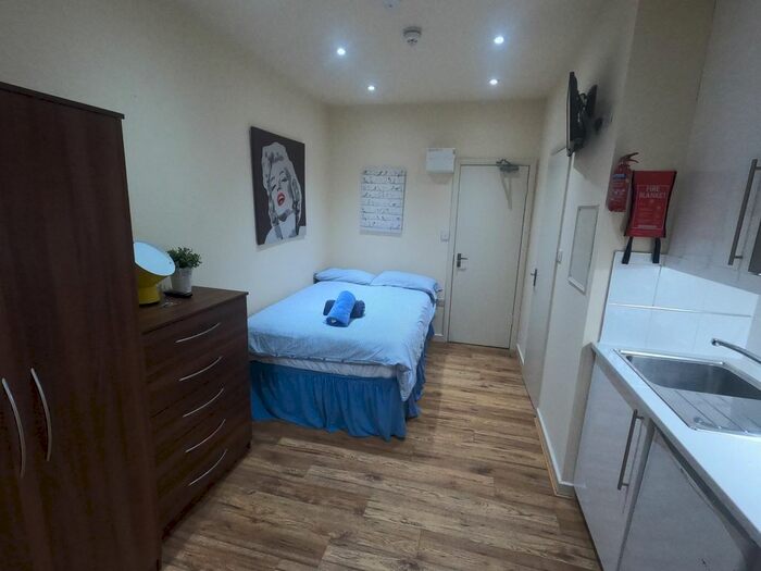 Studio To Rent In St. Pauls Avenue, Willesden Green, NW2