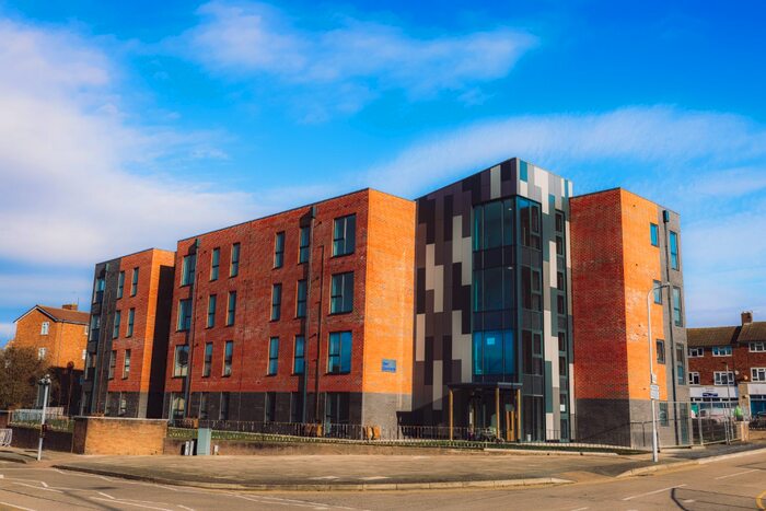 2 Bedroom Flat To Rent In Prenton Hall Road, Prenton, Wirral, Merseyside, CH43