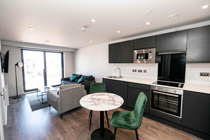 1 Bedroom Apartment To Rent In The Summit Parliament Street, Liverpool, Merseyside, L8