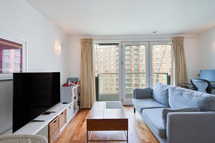 1 Bedroom Flat To Rent In New Providence Wharf, Fairmont Avenue, Canary Wharf, E14