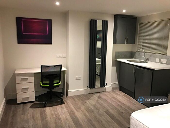 Studio To Rent In Holyhead Road, Coventry, CV1