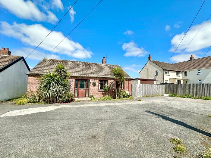 3 Bedroom Bungalow For Sale In Calvesford Road, Great Torrington, Devon, EX38